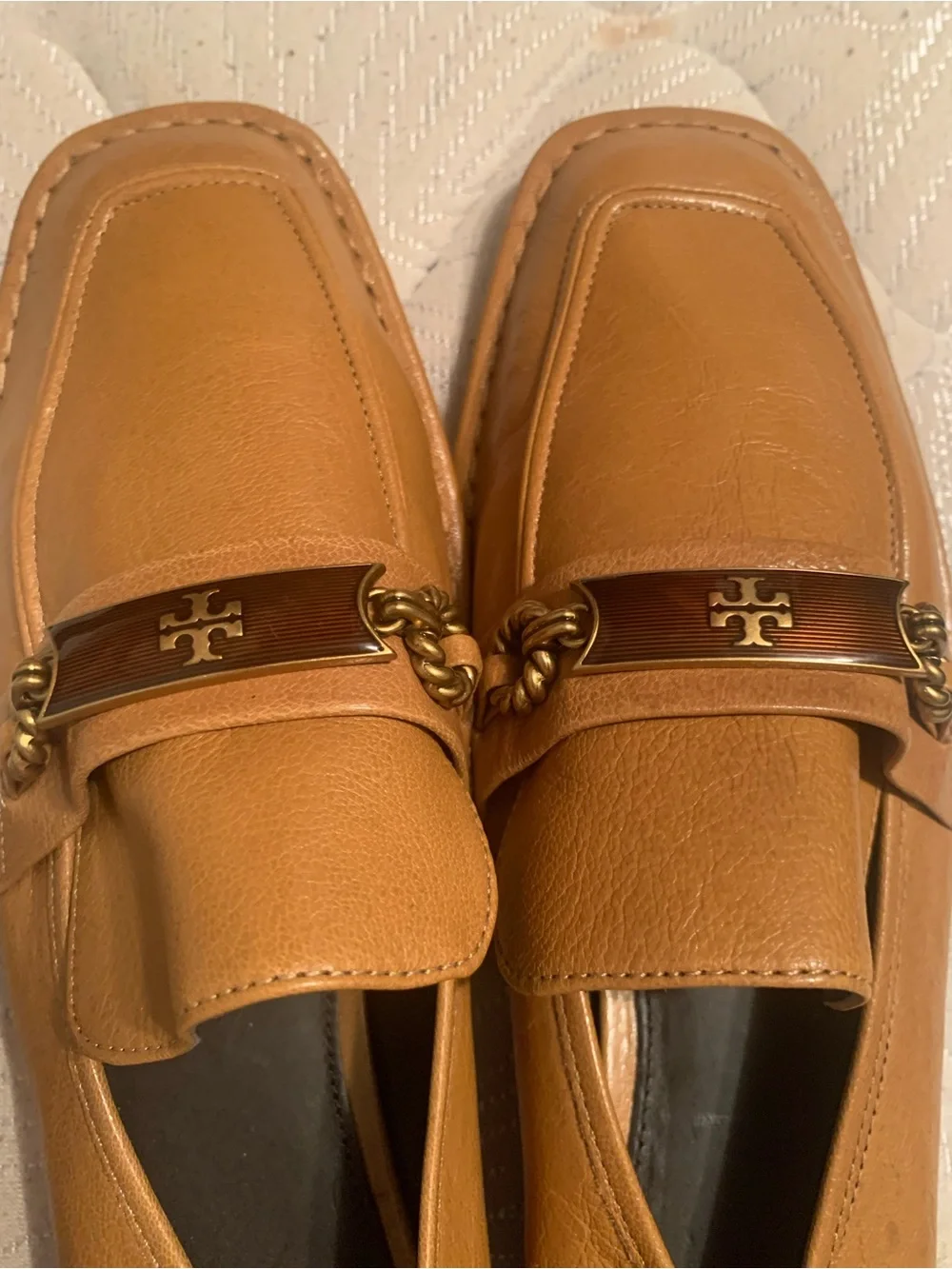 Tory Burch Chestnut Brown Leather Slip-On Loafers with Logo Hardware
